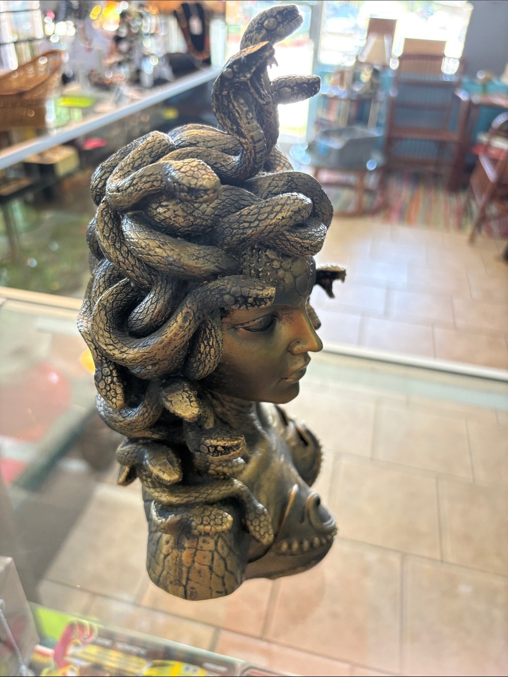 Medusa bust. - Picture 4 of 8